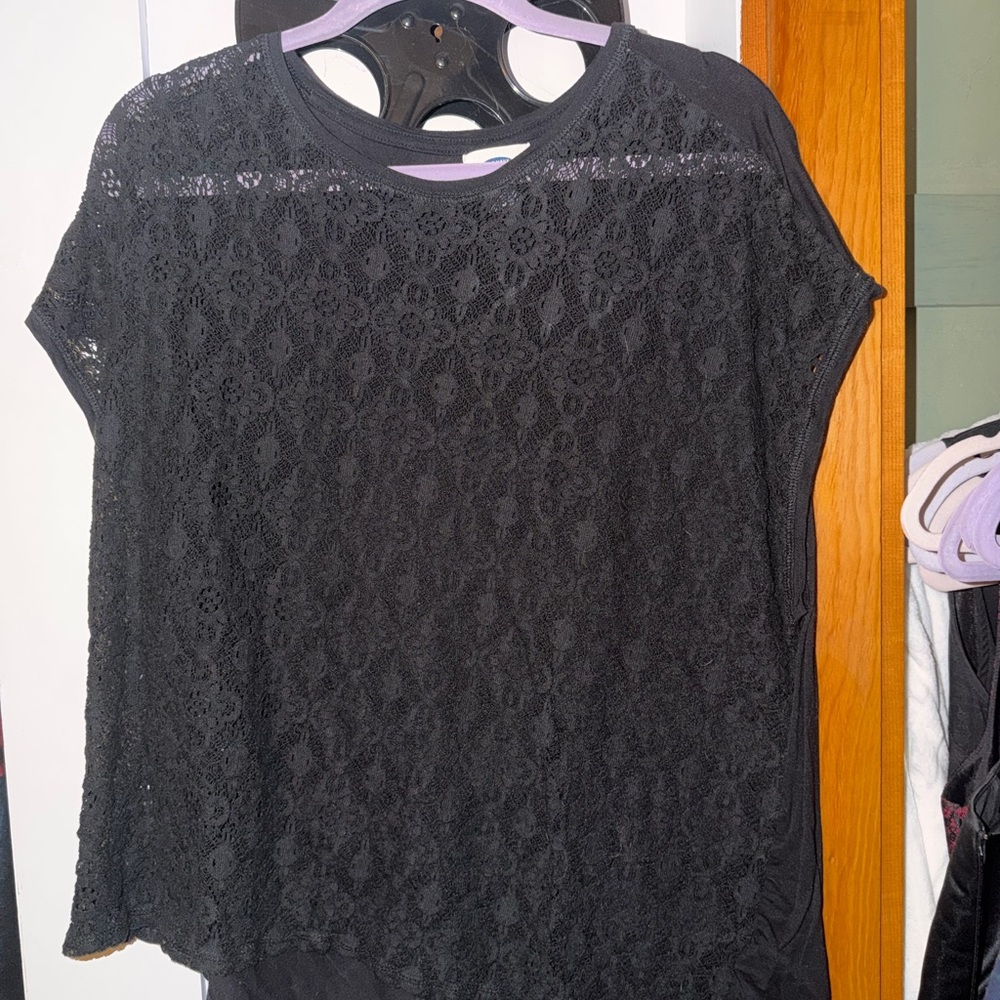 Old Navy Black Lace Short Sleeve Top